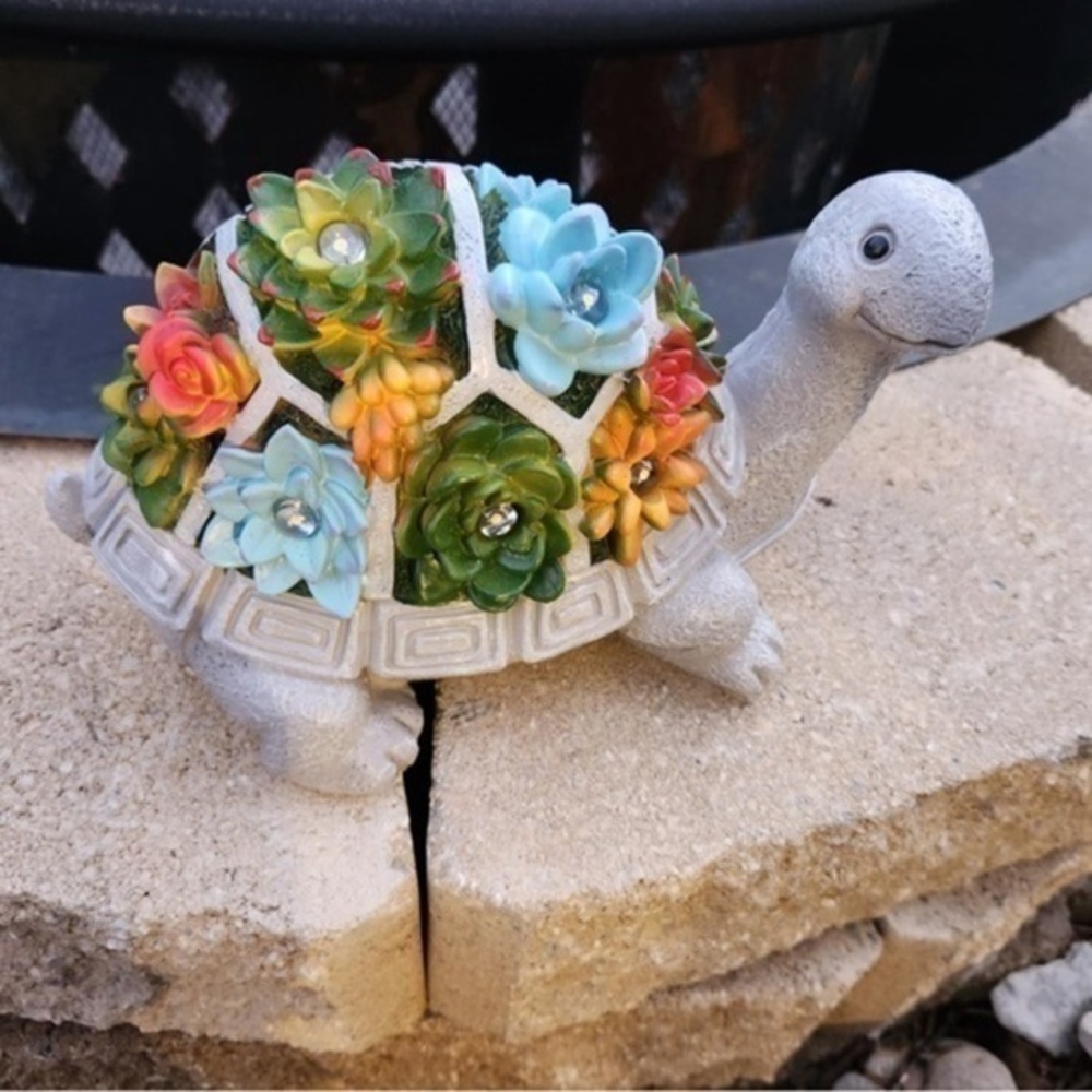 Nacome Solar Garden Outdoor Turtle Statue with Succulent 7Lights NWT Host Pick